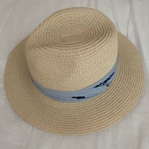 Brand-new Summer & Rose straw fedora hat with light blue band - OS